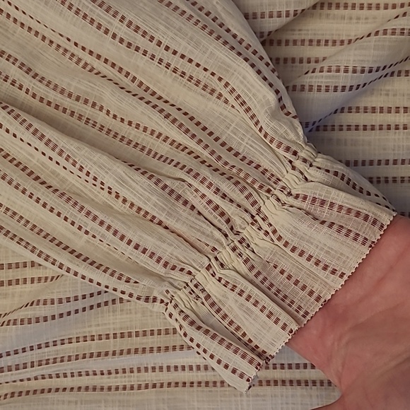 NWT Elizabeth and James Boho Striped Brown and Off-white Peasent Blouse - Picture 8 of 17
